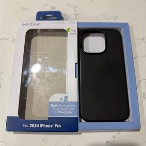 Black Silicone Case for 2024 iPhone Pro